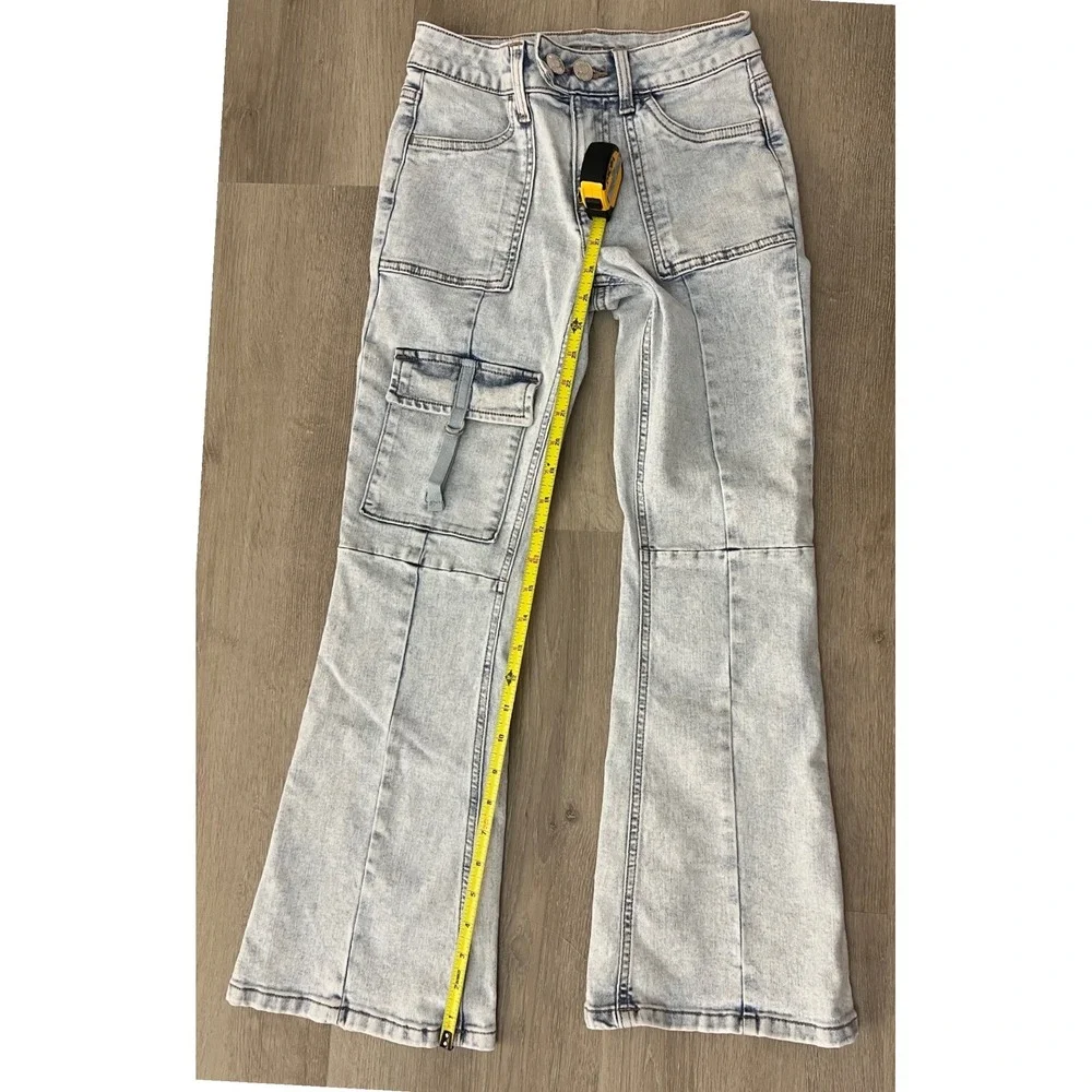 Justice Girls Light Acid Wash Flare Cargo Jeans‎ Size 10 Double Button Y2K Retro